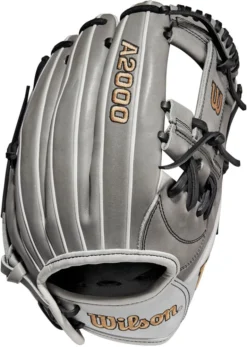 11.75 Inch Wilson A2000 Women's Fastpitch Softball Glove WBW1004371175