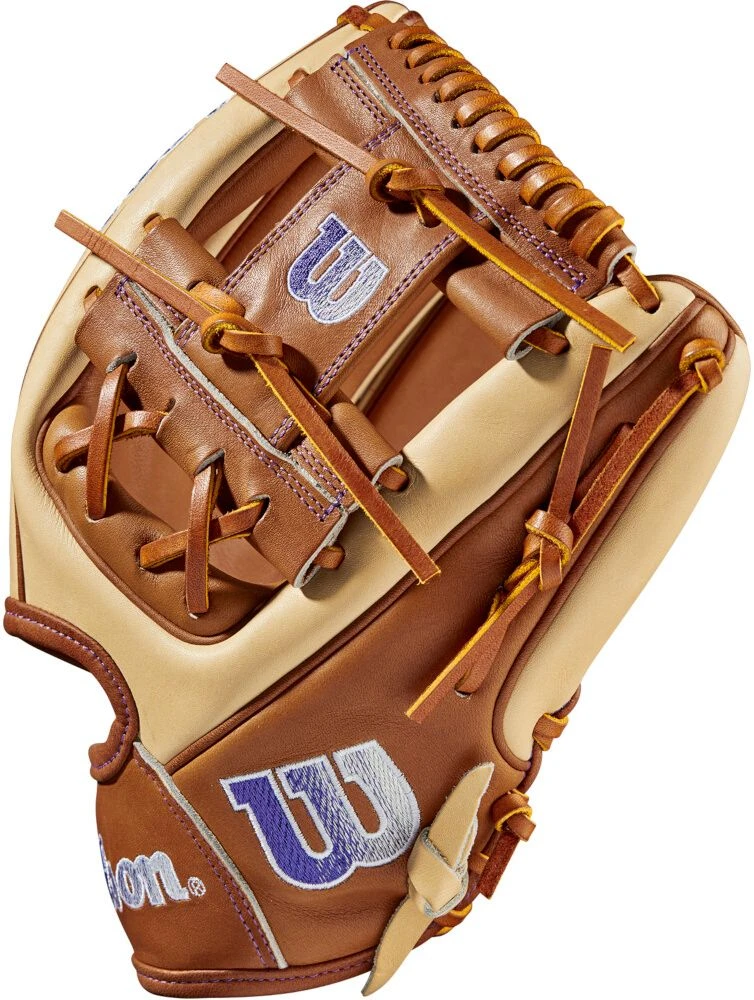 11.75 Inch Wilson A2000 Sis Bates Game Model Fastpitch Softball Glove WBW1010161175 4 11.75 Inch Wilson A2000 Sis Bates Game Model Fastpitch Softball Glove WBW1010161175 - Image 4